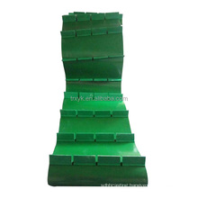 Green corrugated sidewalls PVC conveyor belts width cleats inclined belt